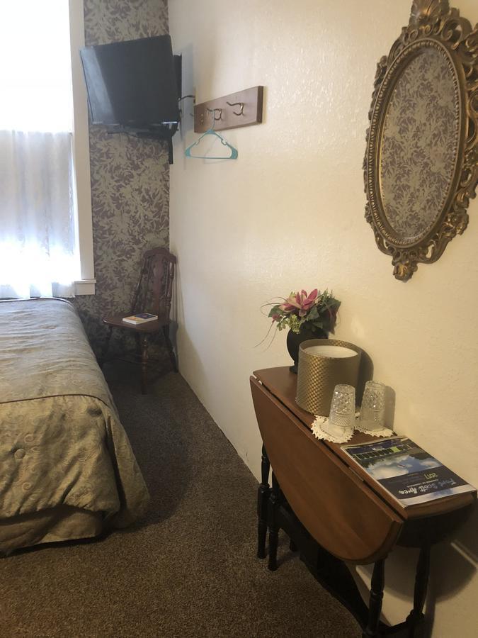 Hotel The Courtland &